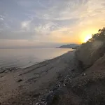 Anestaki By The Sea Ваканционна къща *