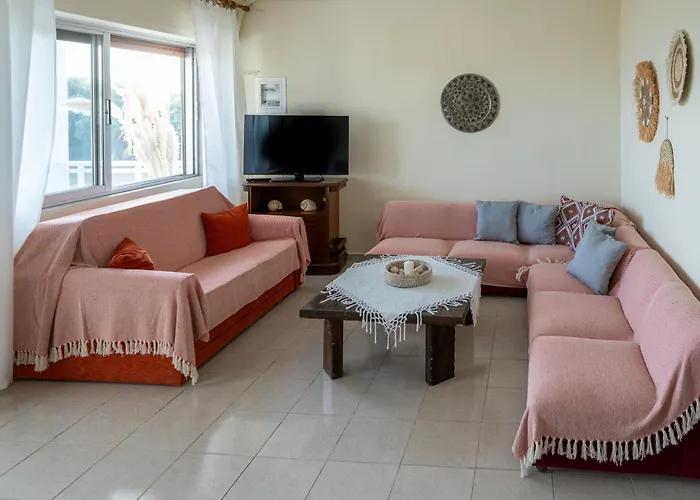 Anestaki By The Sea *